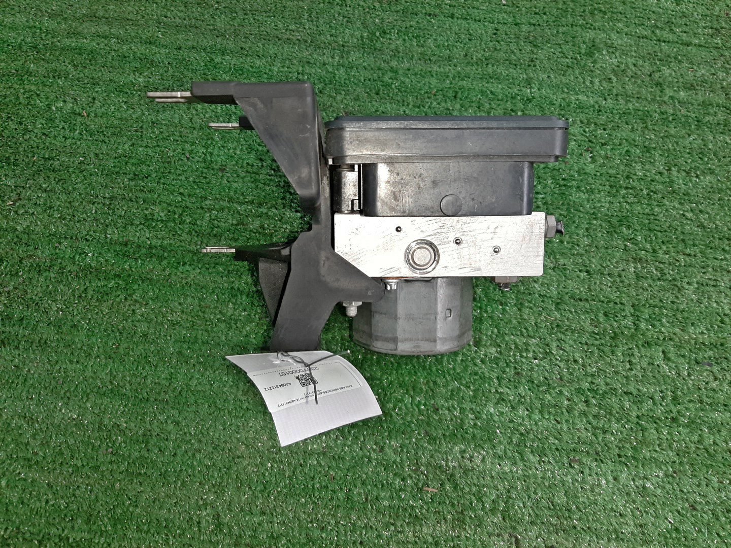 Блок abs MERCEDES-BENZ A-Class W176 A0094315212 3 ракурс