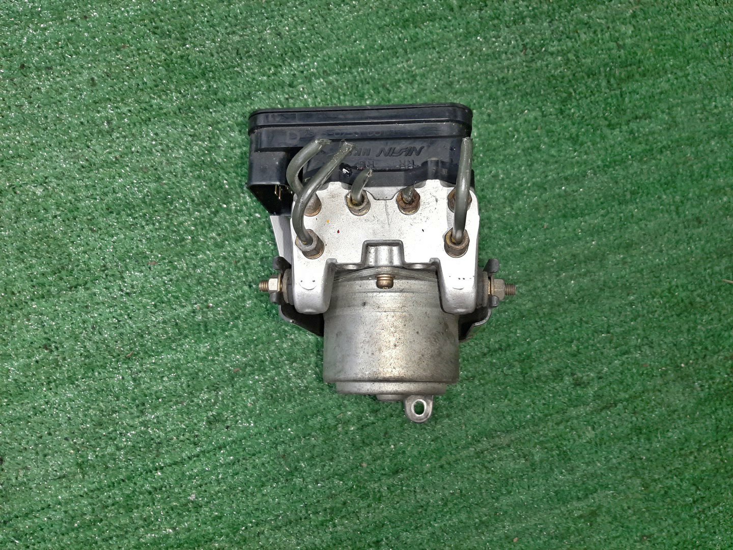 Блок abs HONDA S2000 AP1 F20C 006-V95-139A 4 ракурс