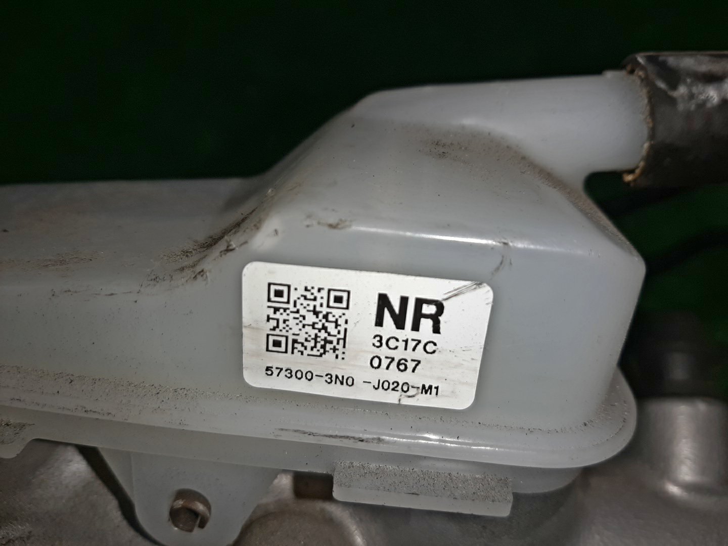 Главный тормозной цилиндр HONDA VEZEL RV5 LEC 57300-3N0-J020-M1/3C17C-1544-J030 5 ракурс