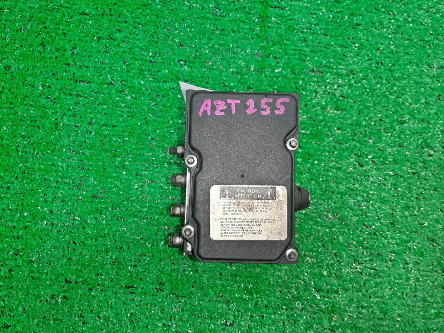 Блок abs TOYOTA AVENSIS AZT255 1AZ-FSE 44510-05050 3 ракурс