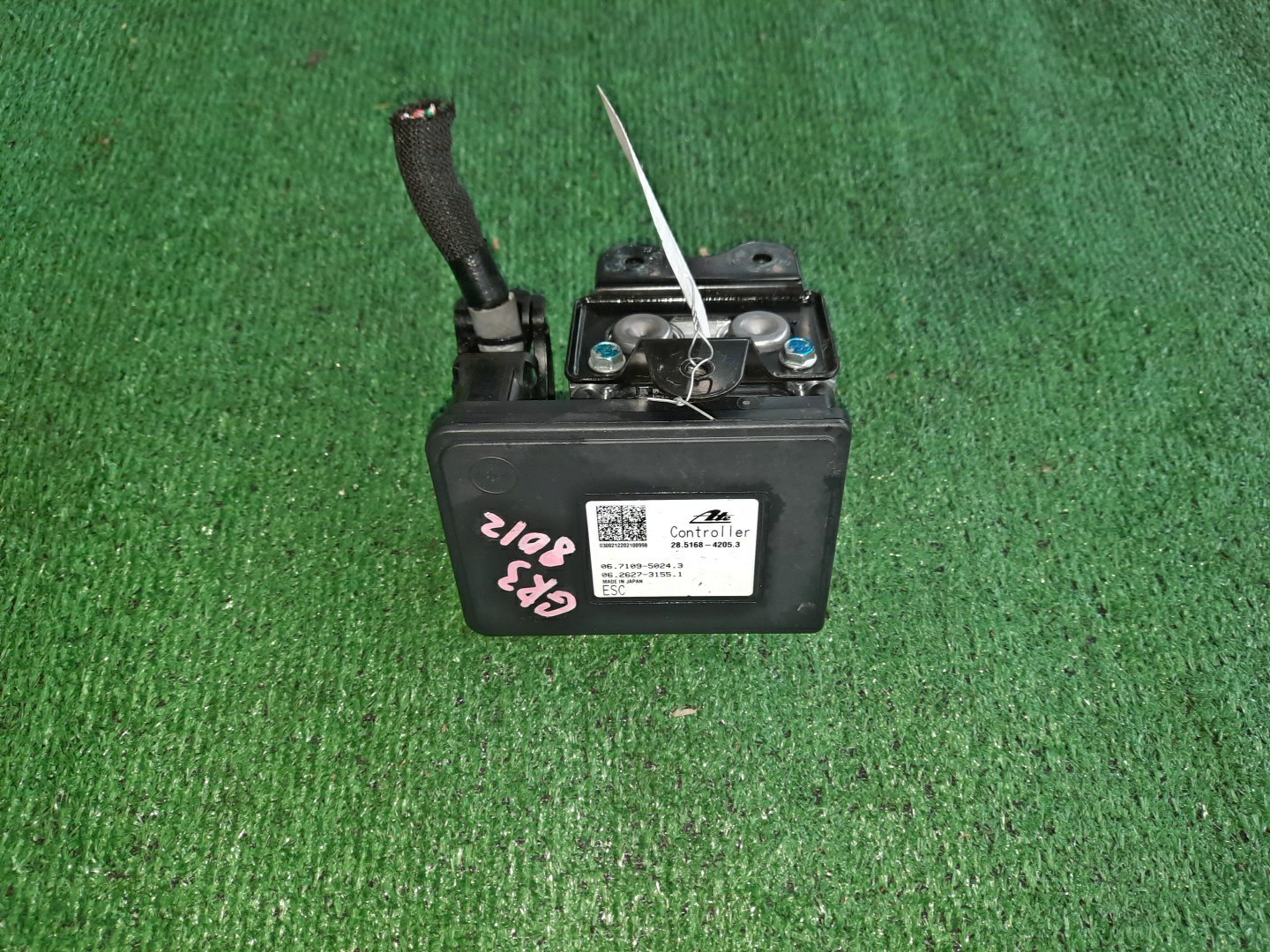 Блок abs HONDA FIT GR3 LEB 57110-TZB-J111-M1 1 ракурс