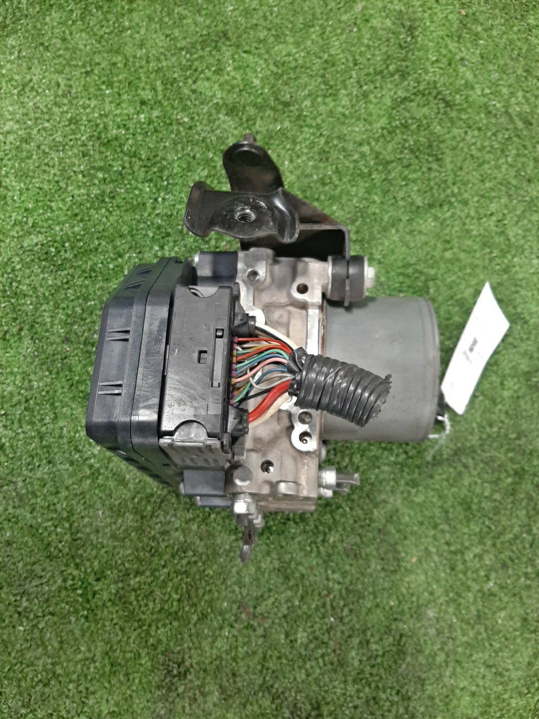 Блок abs LEXUS GS250 GRL11 4GR-FSE 44540-30440 3 ракурс