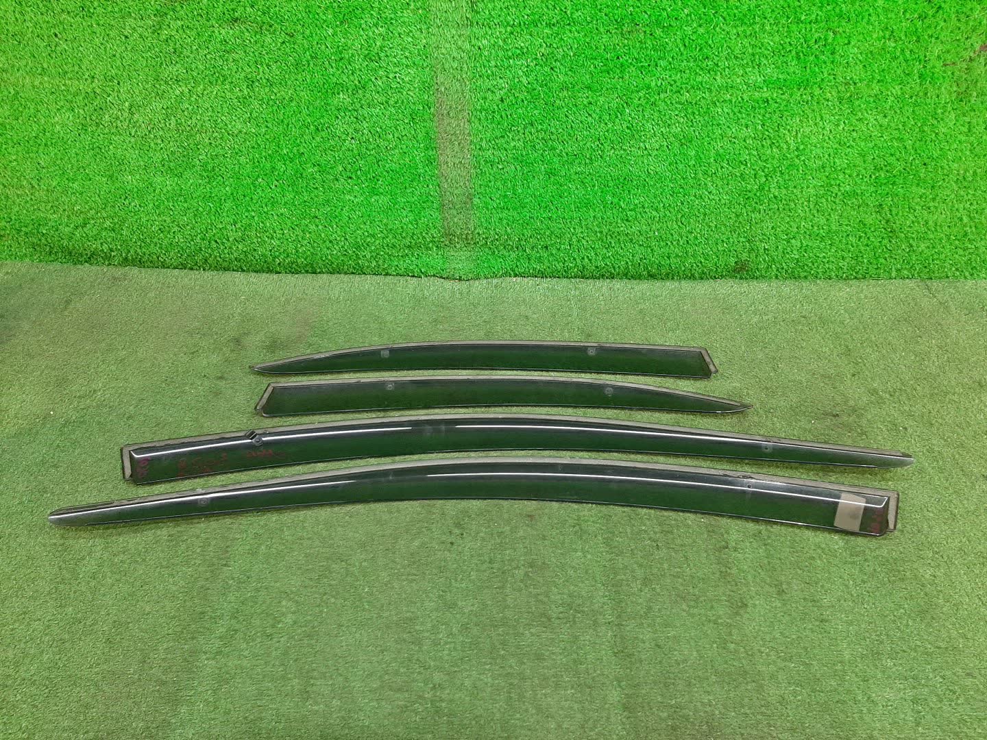 Ветровик MITSUBISHI GALANT FORTIS CY4A 1050 2 ракурс