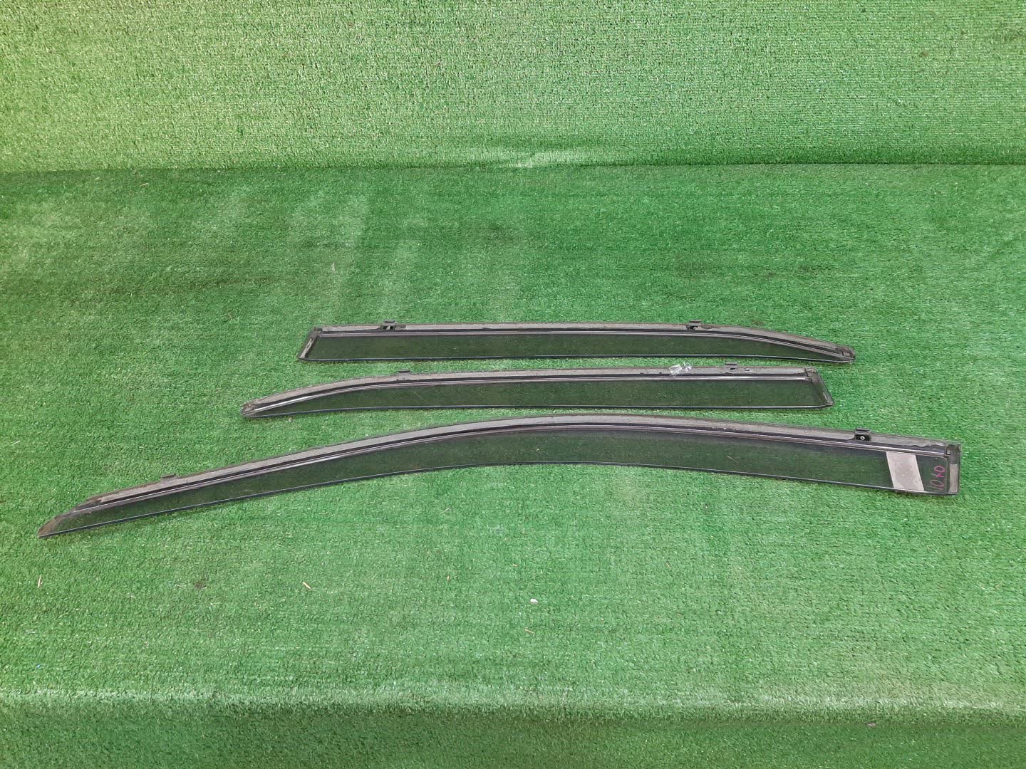 Ветровик TOYOTA CAMRY, ALTIS AHV40, GSV40, ACV40, ACV45, ACV40N, ACV45N 1070 2 ракурс