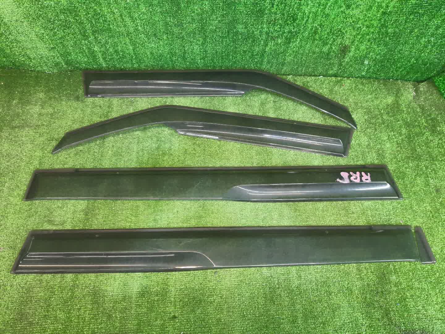 Ветровик левый HONDA ELYSION RR5 1 ракурс