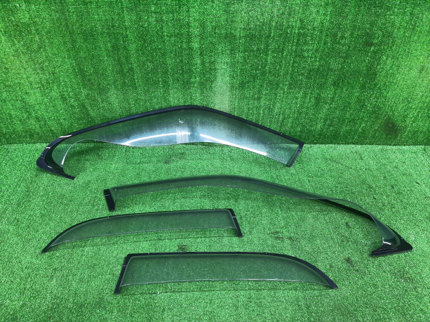 Ветровик TOYOTA CAMI J100E 1308 1 ракурс