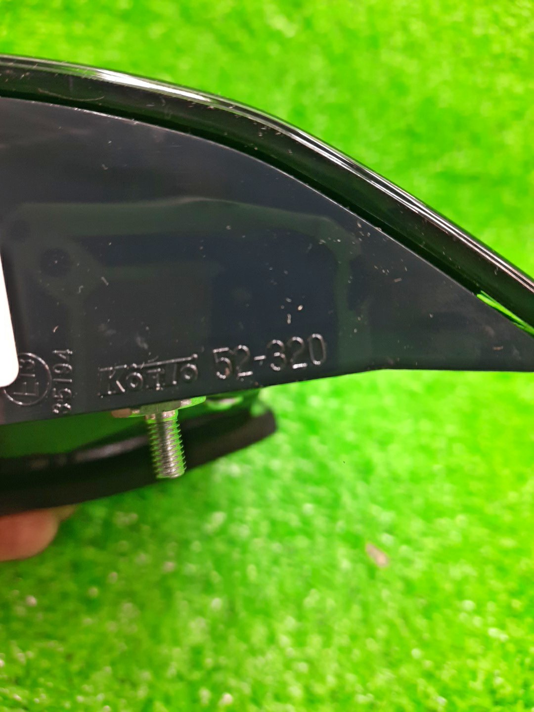 Вставка между стопов левая задняя TOYOTA SIENTA NHP170G 81591-52380 4 ракурс