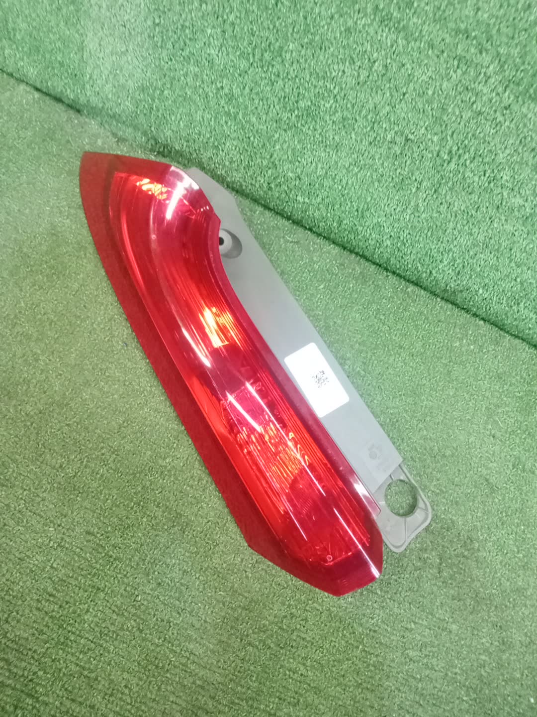 Вставка между стопов левая задняя HONDA CR-V RM4 1 ракурс Вставка между стопов левая задняя HONDA CR-V RM4 1 ракурс