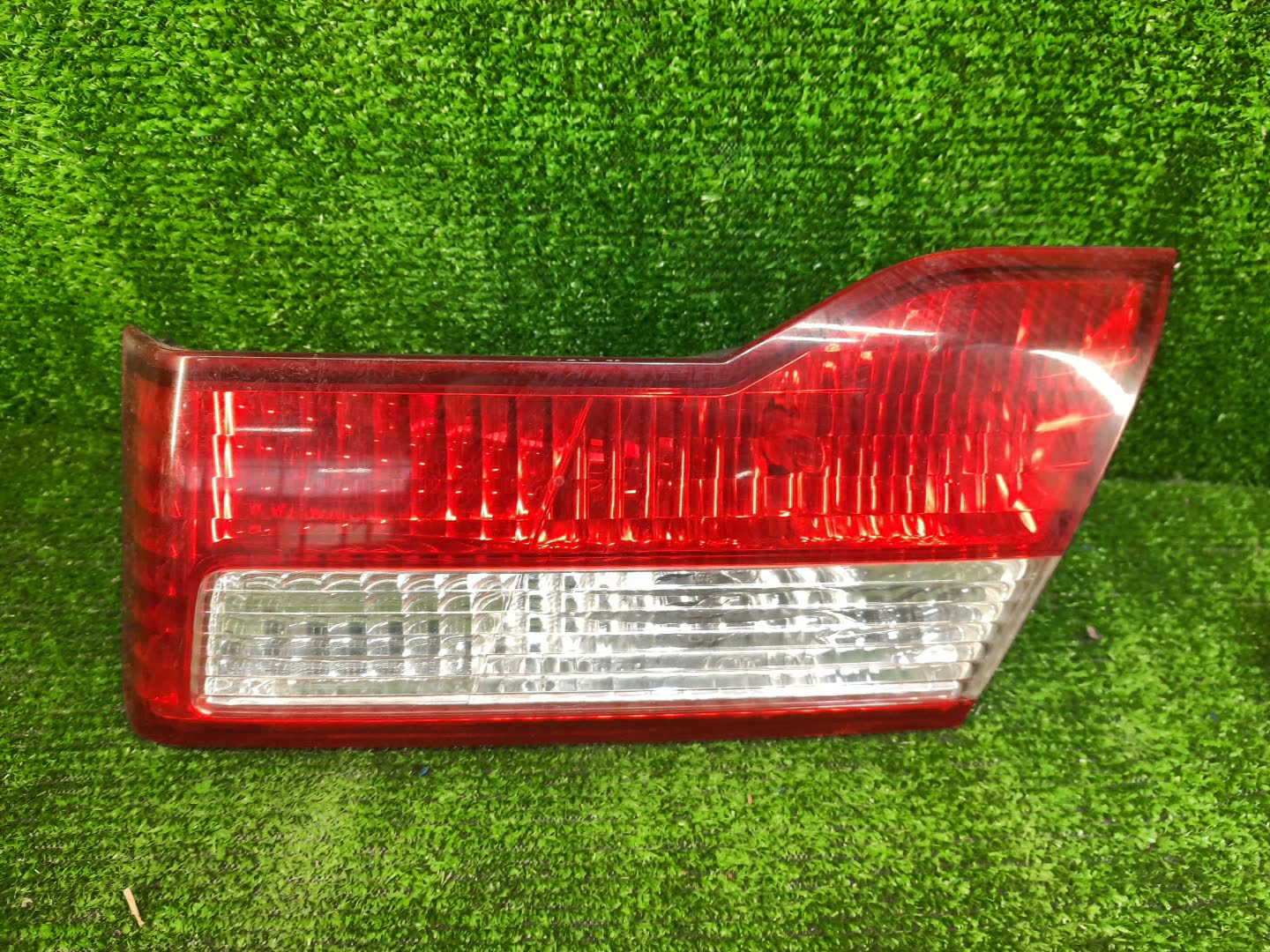 Вставка между стопов правая задняя HONDA ACCORD CF4 1 ракурс