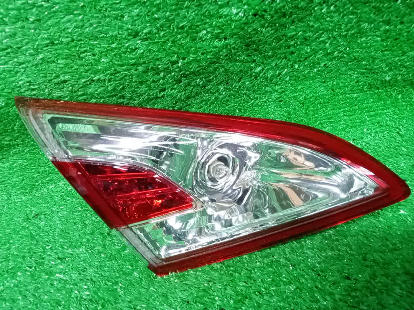 Вставка между стопов левая задняя NISSAN MURANO TZ51, TNZ51, Z51, PNZ51 26545-1SX0A 1 ракурс