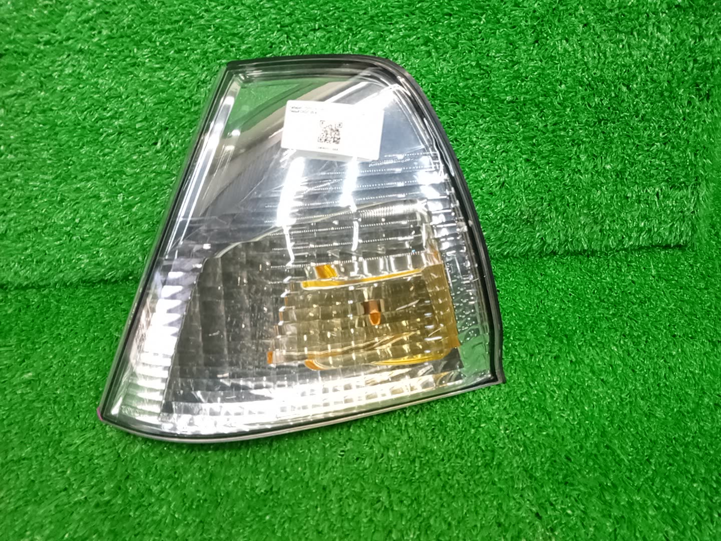 Габарит левый передний TOYOTA GRAND HIACE VCH10W, KCH10W, VCH16W, KCH16W, KCH11W 1 ракурс