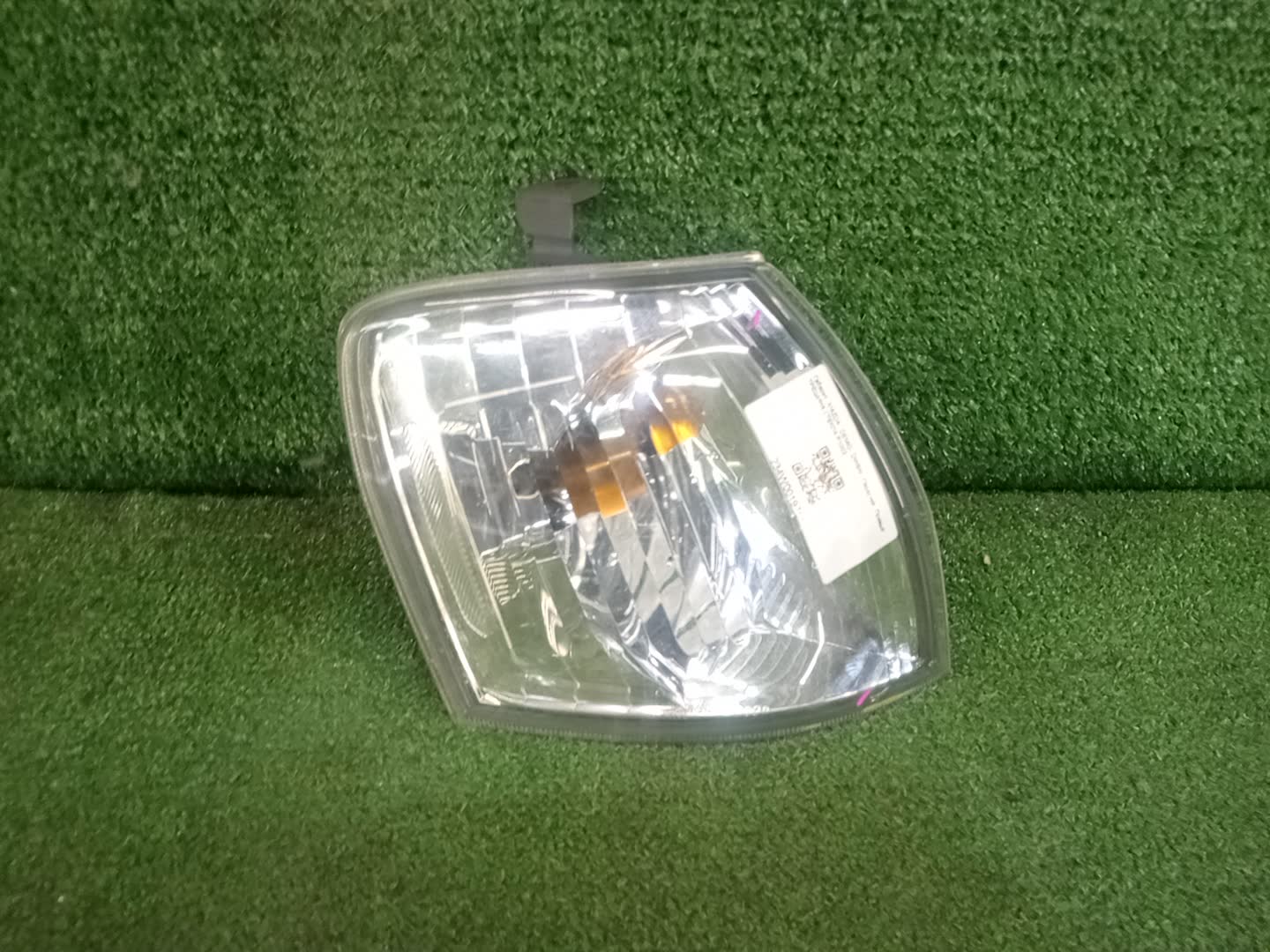 Габарит правый передний MAZDA DEMIO DW3W, DW5W 1 ракурс