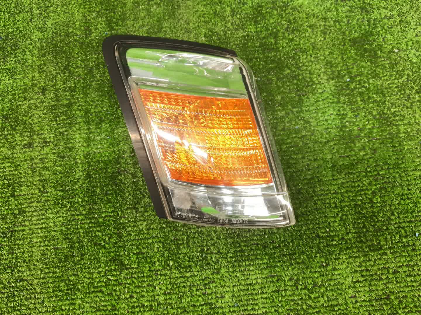 Габарит правый передний TOYOTA GAIA SXM10G, SXM15G, CXM10G, ACM10G, ACM15G 1 ракурс
