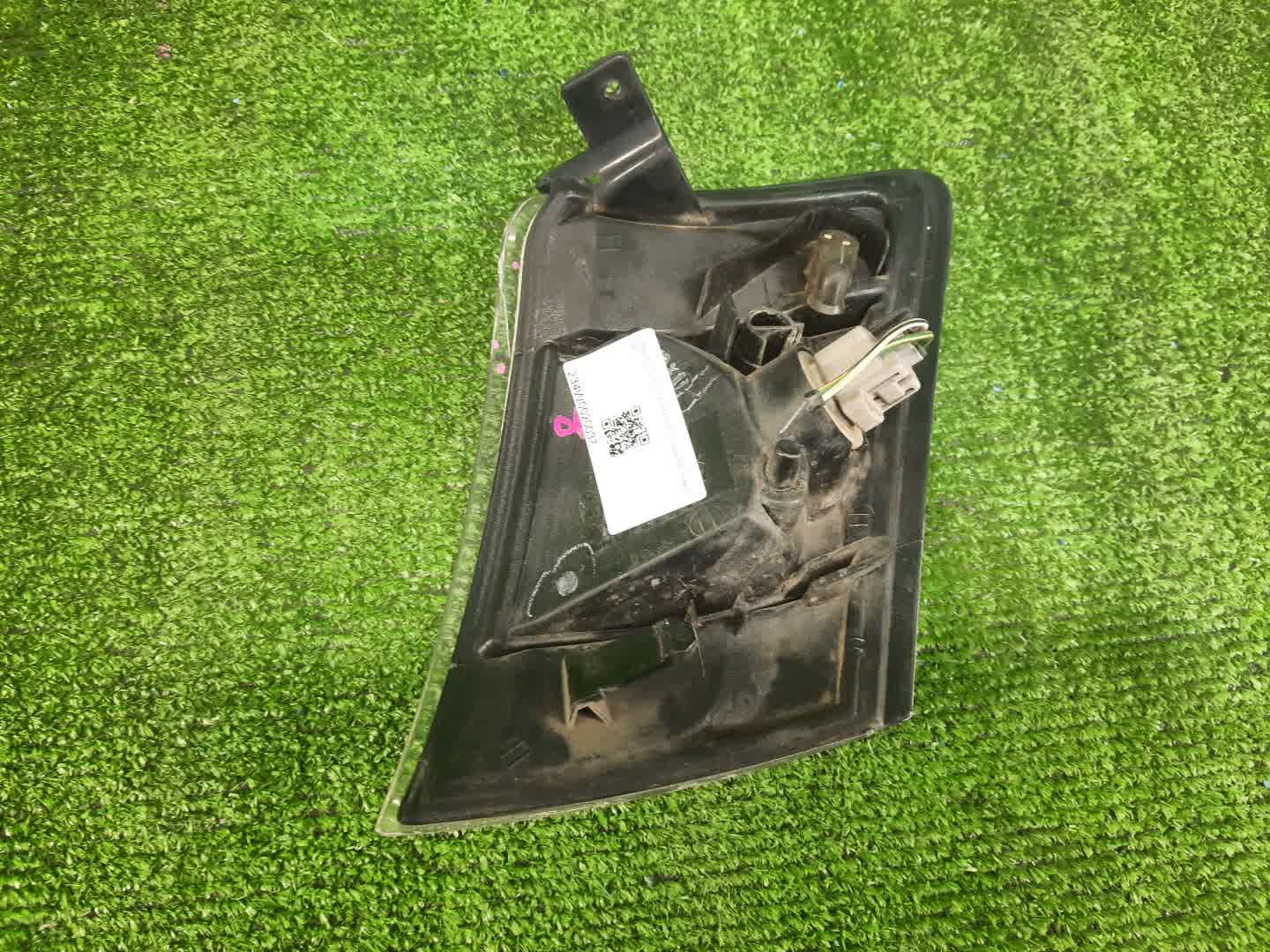 Габарит правый передний TOYOTA GAIA SXM10G, SXM15G, CXM10G, ACM10G, ACM15G 3 ракурс