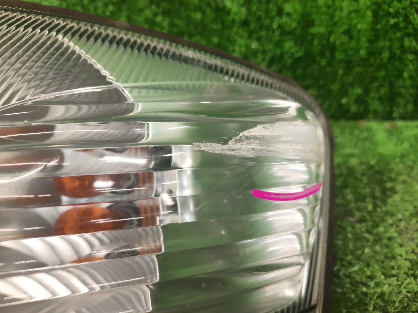 Габарит левый передний NISSAN WINGROAD Y11 2 ракурс