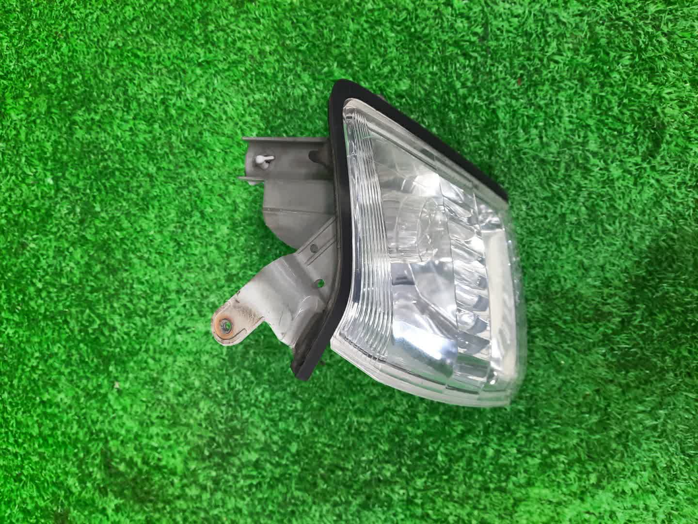 Габарит левый передний TOYOTA CROWN JZS151, JZS155, GS151, LS151, JZS157, JZS153 2 ракурс