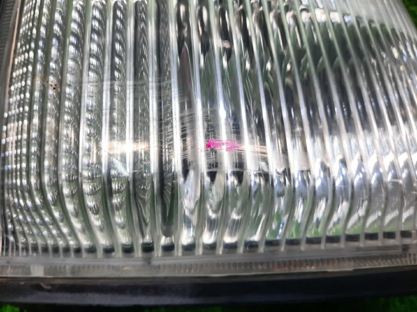 Габарит правый передний MAZDA DELICA, BONGO, VANETTE SKF2LM, SK82TM, SK22L, SK82M, SK82V, SK82T, SK22M, SK22V, SKF2V, SK82VN, SKF2TN, SK82TN, SK22TN 2 ракурс