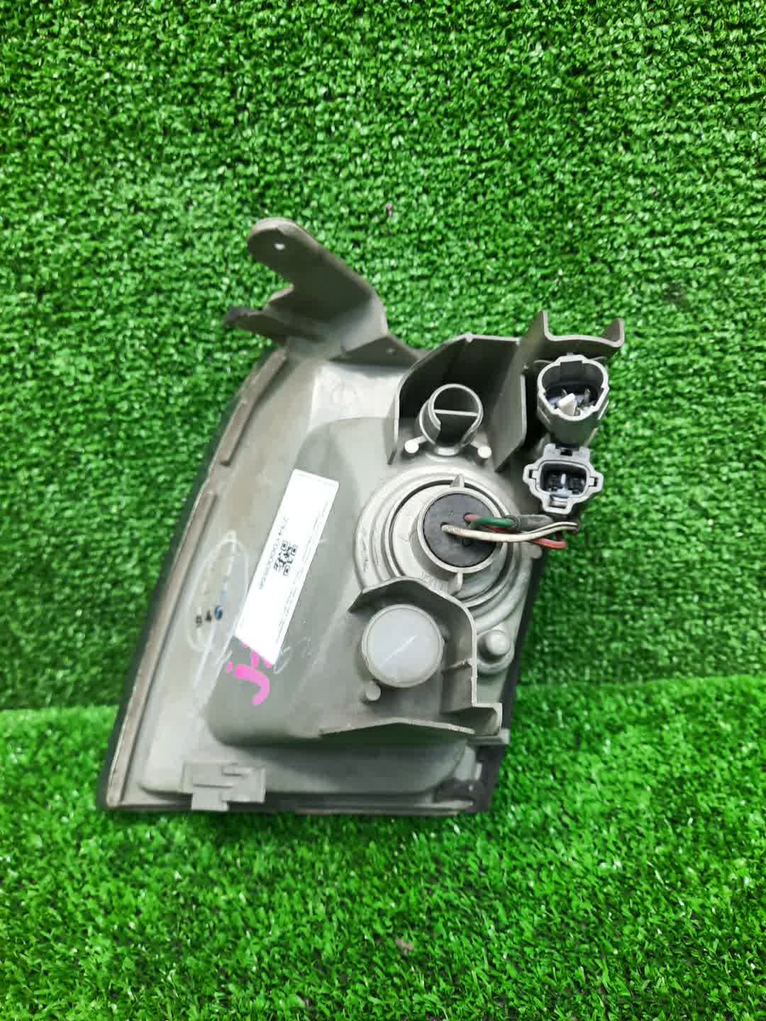 Габарит правый передний TOYOTA CROWN JZS151, JZS155, GS151, LS151, JZS157, JZS153 5 ракурс