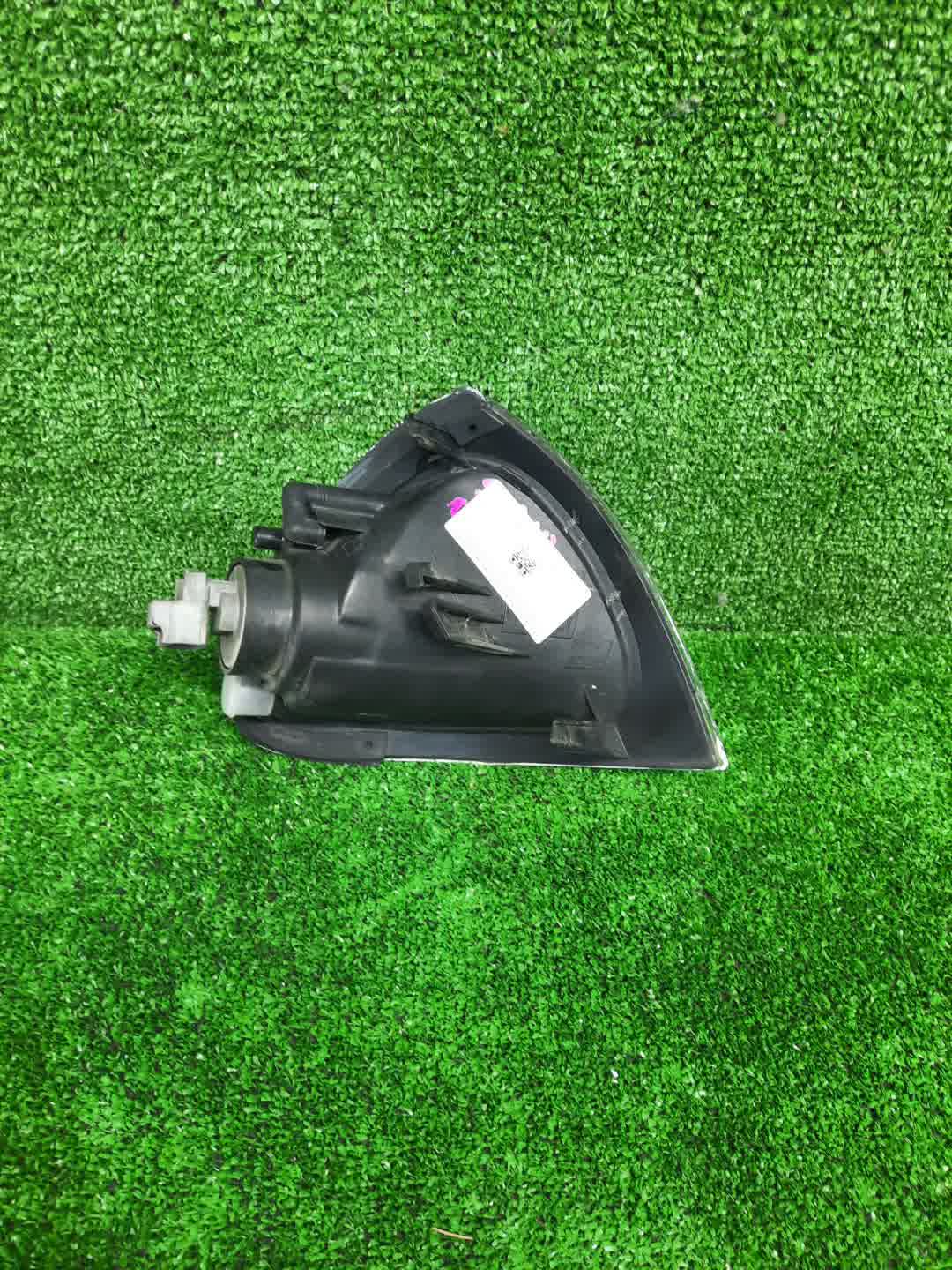 Габарит левый передний TOYOTA CALDINA ST215W, ST210G, ST215G, CT216, ST210, AT211, ST215, CT216G, AT211G 2 ракурс