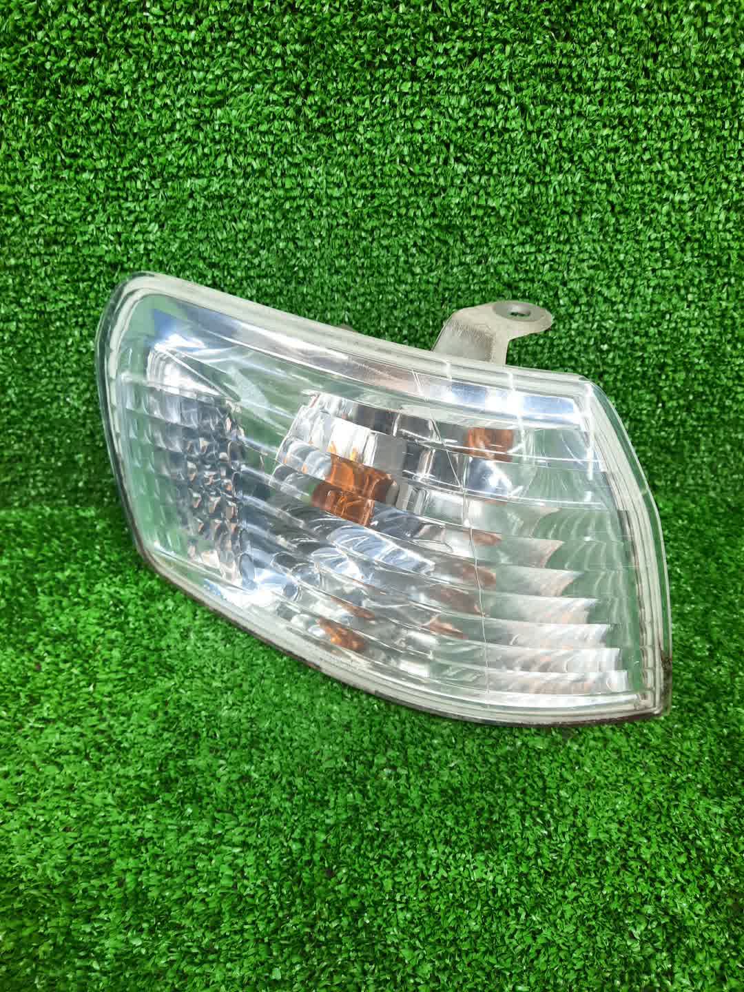 Габарит правый передний TOYOTA COROLLA AE111, AE114, AE110, EE111, CE110, CE114 1 ракурс