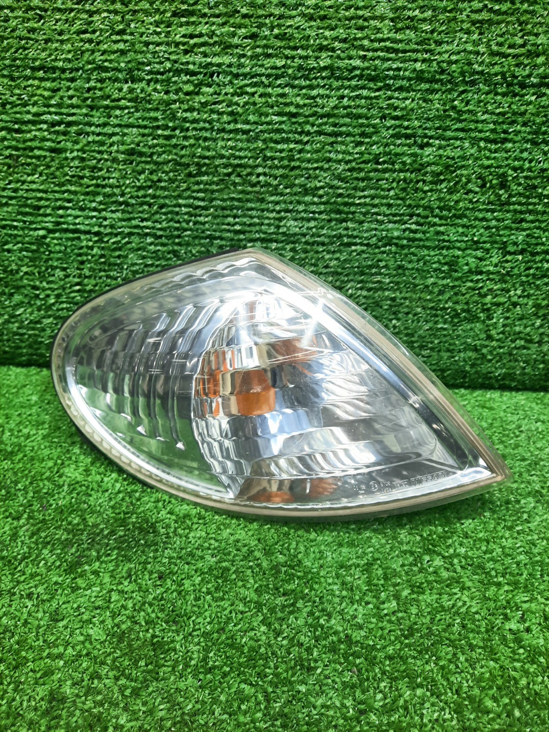 Габарит правый передний NISSAN BLUEBIRD SYLPHY G10, QG10, FG10, TG10, QNG10 1 ракурс