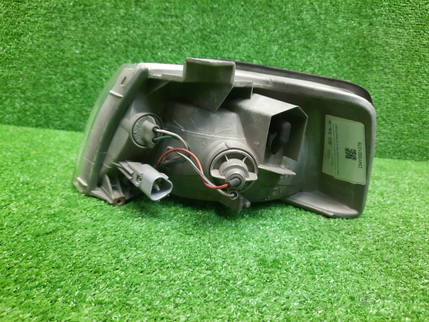 Габарит правый передний TOYOTA VISTA SV40, SV41, CV40, SV42, SV43 2 ракурс