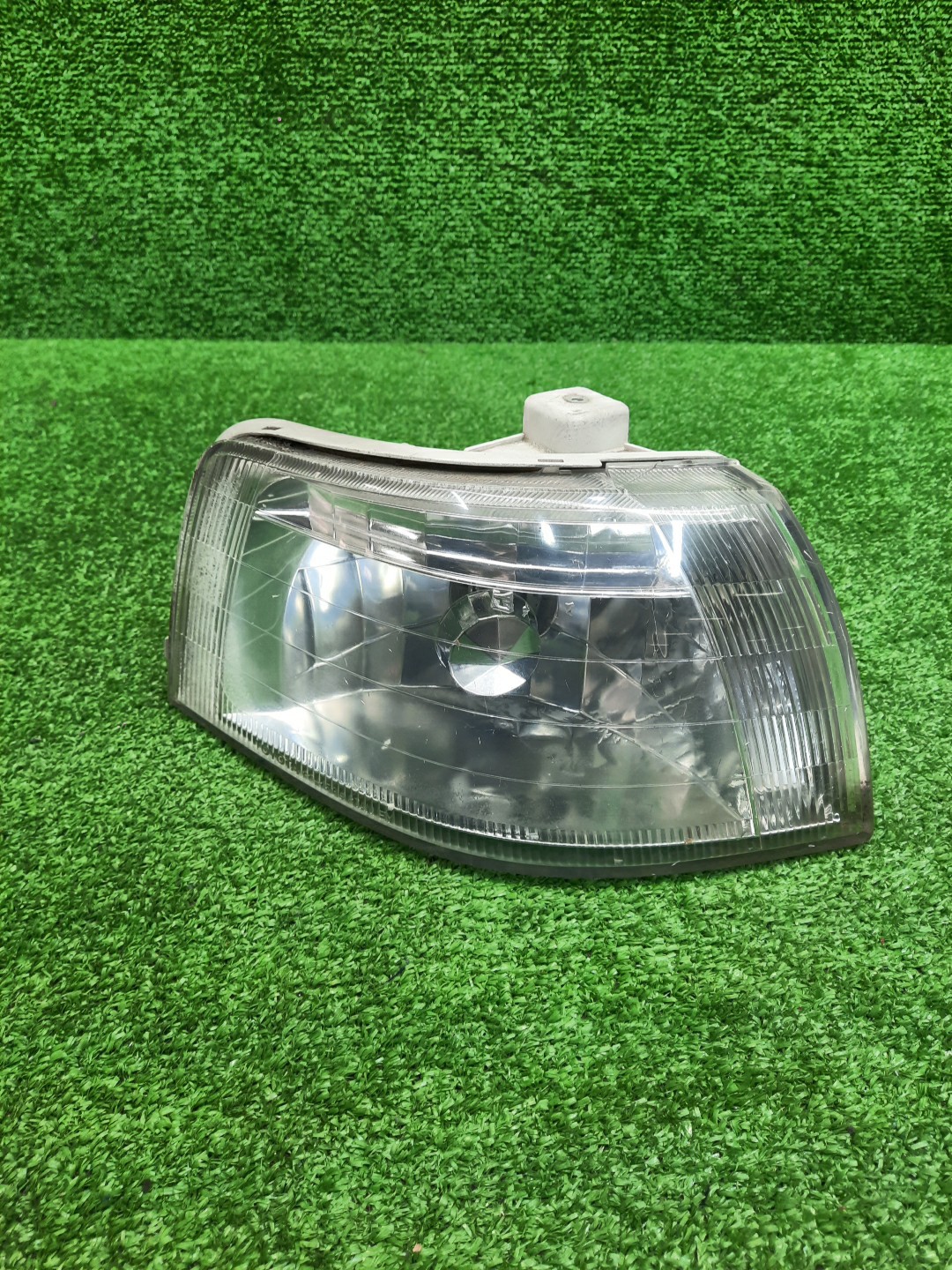 Габарит правый передний TOYOTA VISTA SV40, SV41, CV40, SV42, SV43 1 ракурс