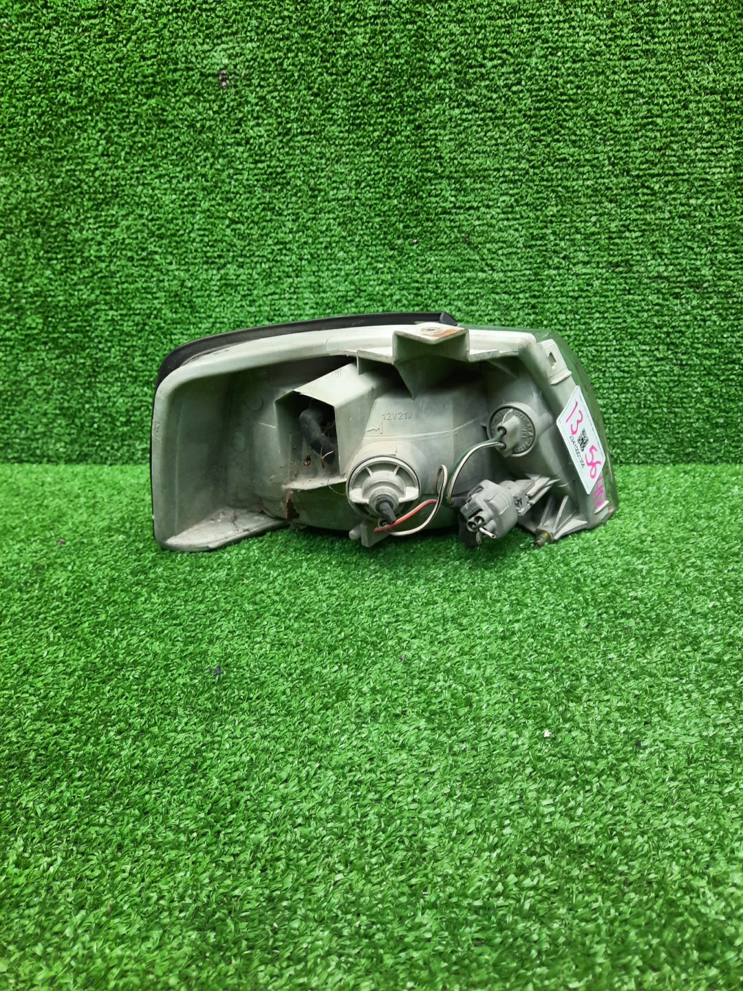 Габарит левый передний TOYOTA VISTA SV40, SV41, CV40, SV42, SV43 2 ракурс