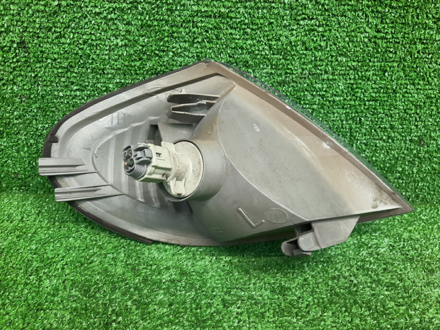 Габарит левый передний NISSAN BLUEBIRD SYLPHY G10, QG10, FG10, TG10, QNG10 1 ракурс
