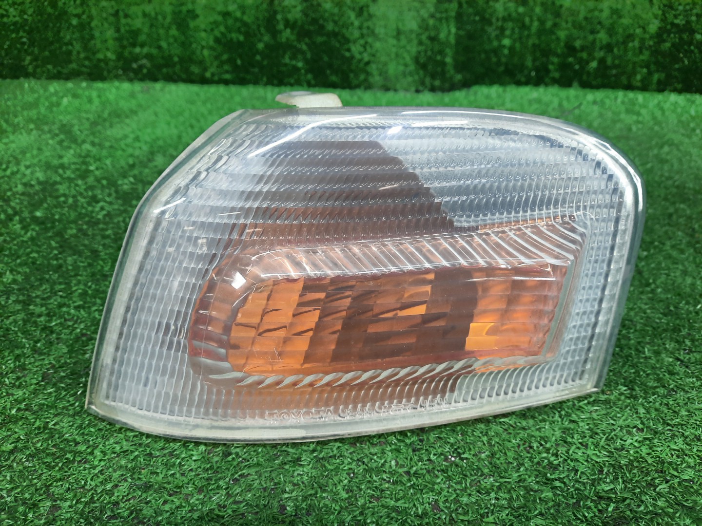 Габарит левый передний TOYOTA SPRINTER AE111, AE114, AE110, EE111, CE110, CE114 1 ракурс
