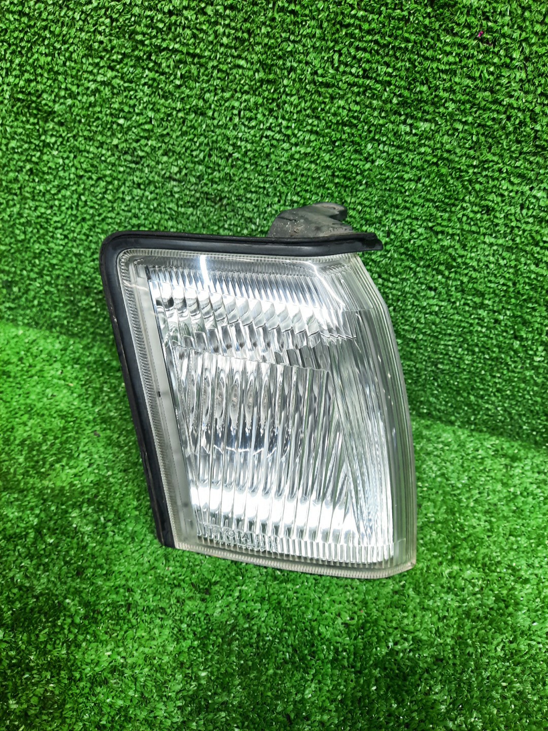 Габарит правый передний TOYOTA CROWN JZS151, JZS155, GS151, LS151, JZS157, JZS153 1 ракурс