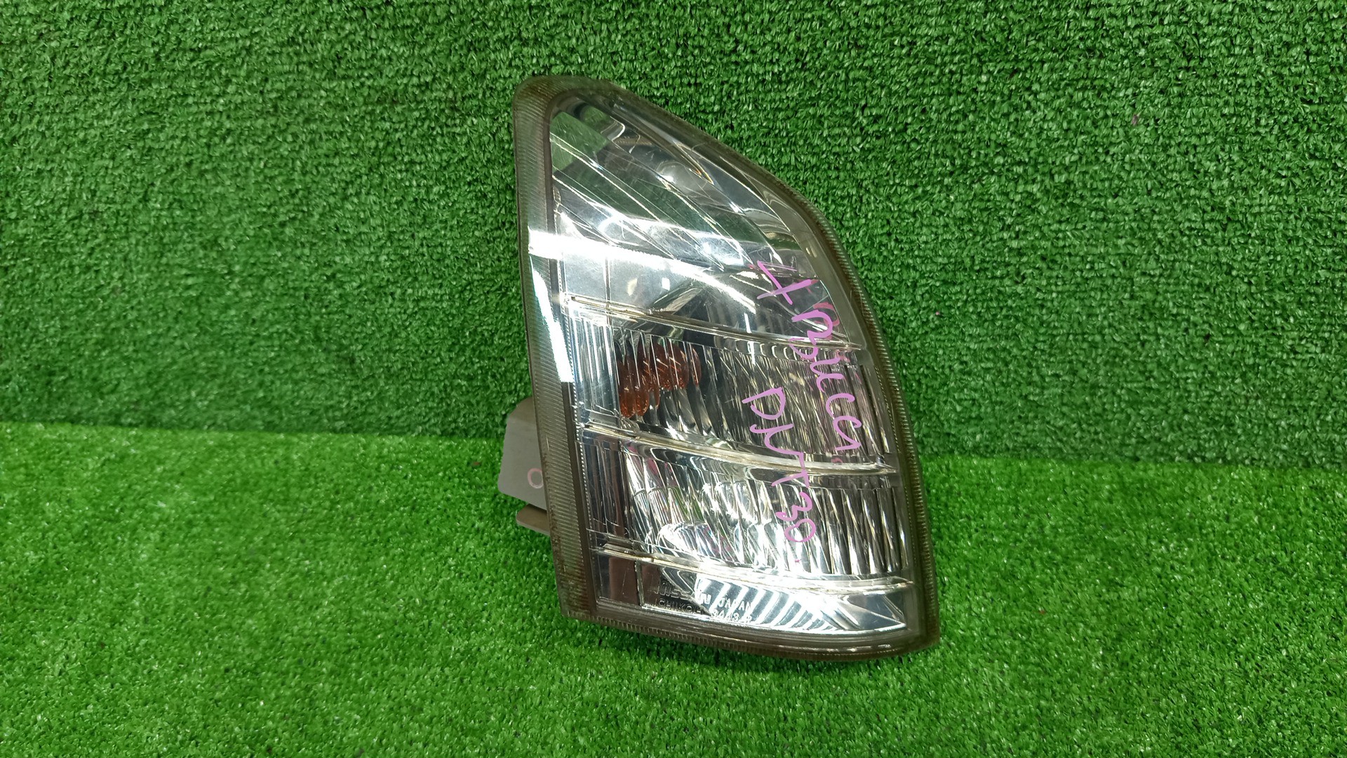 Габарит правый передний NISSAN X-TRAIL T30, NT30, PNT30 1 ракурс