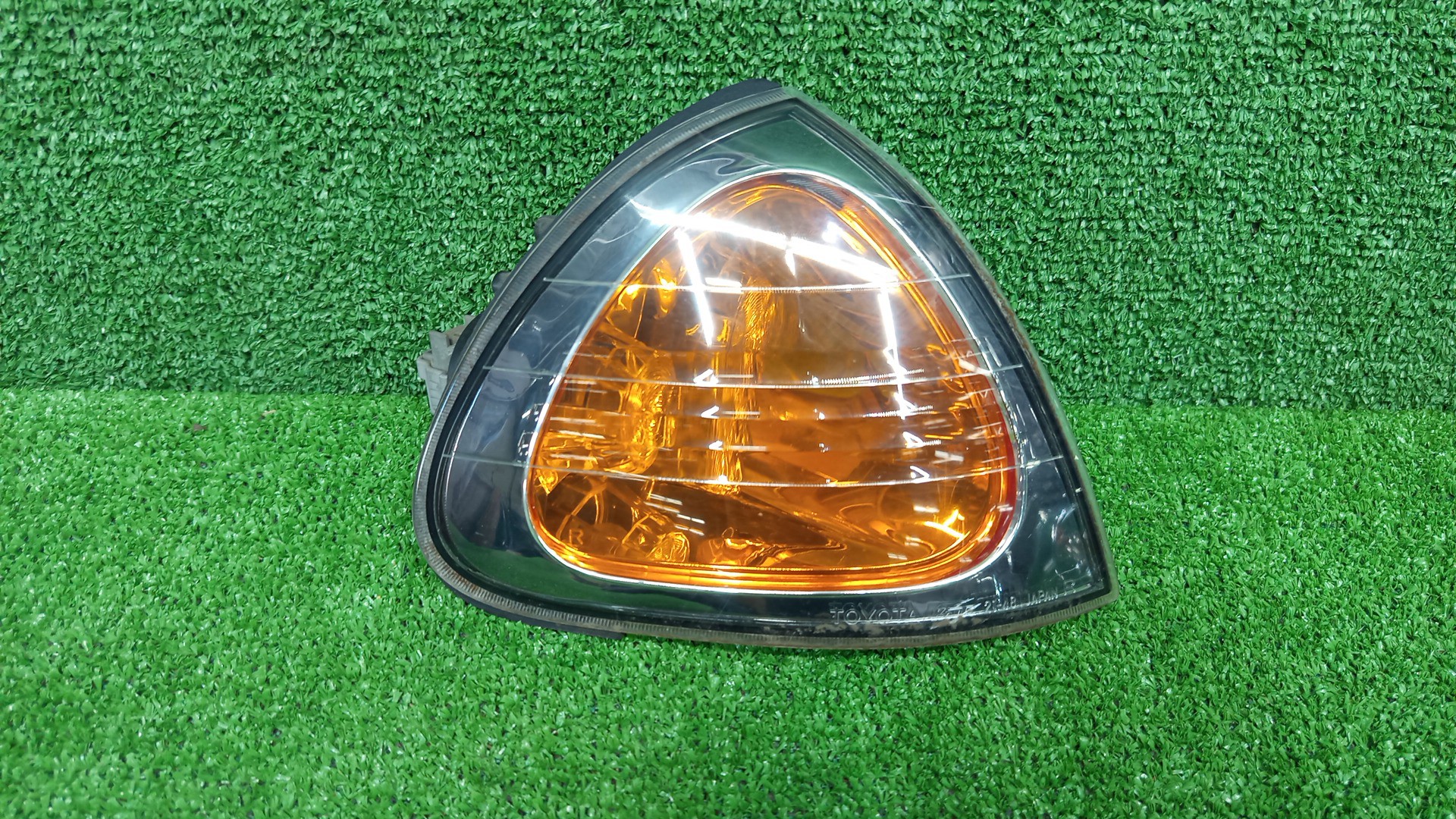Габарит правый передний TOYOTA CALDINA ST215W, ST210G, ST215G, CT216, ST210, AT211, ST215, CT216G, AT211G 1 ракурс