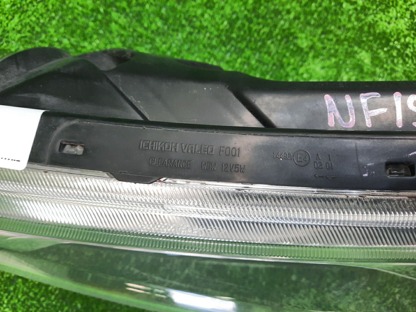 Габарит правый передний NISSAN JUKE NF15, F15, YF15 , MR16DDT 3 ракурс