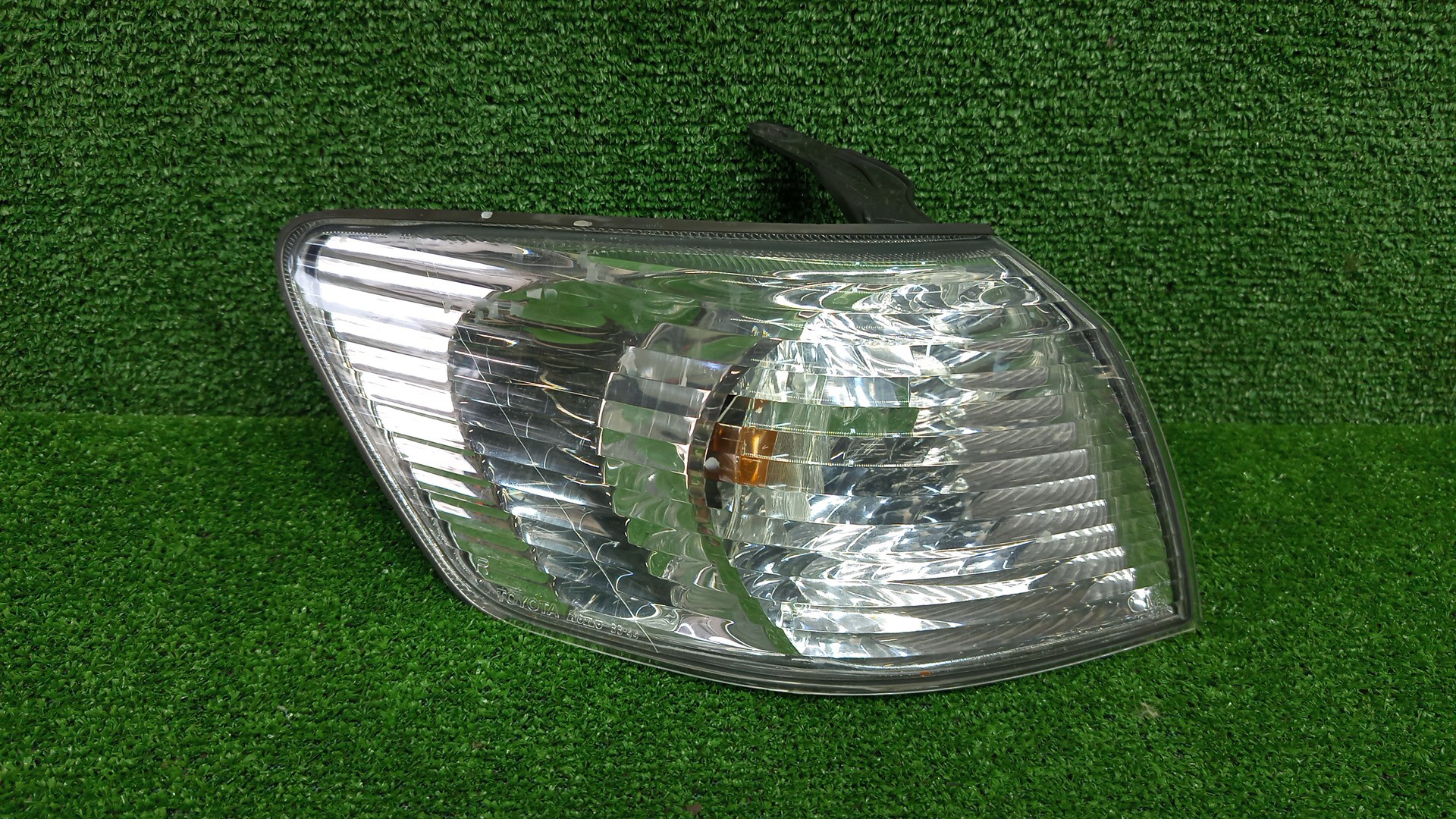Габарит правый передний TOYOTA CAMRY GRACIA MCV21W, MCV25W, SXV20W, MCV20W, SXV25W 1 ракурс