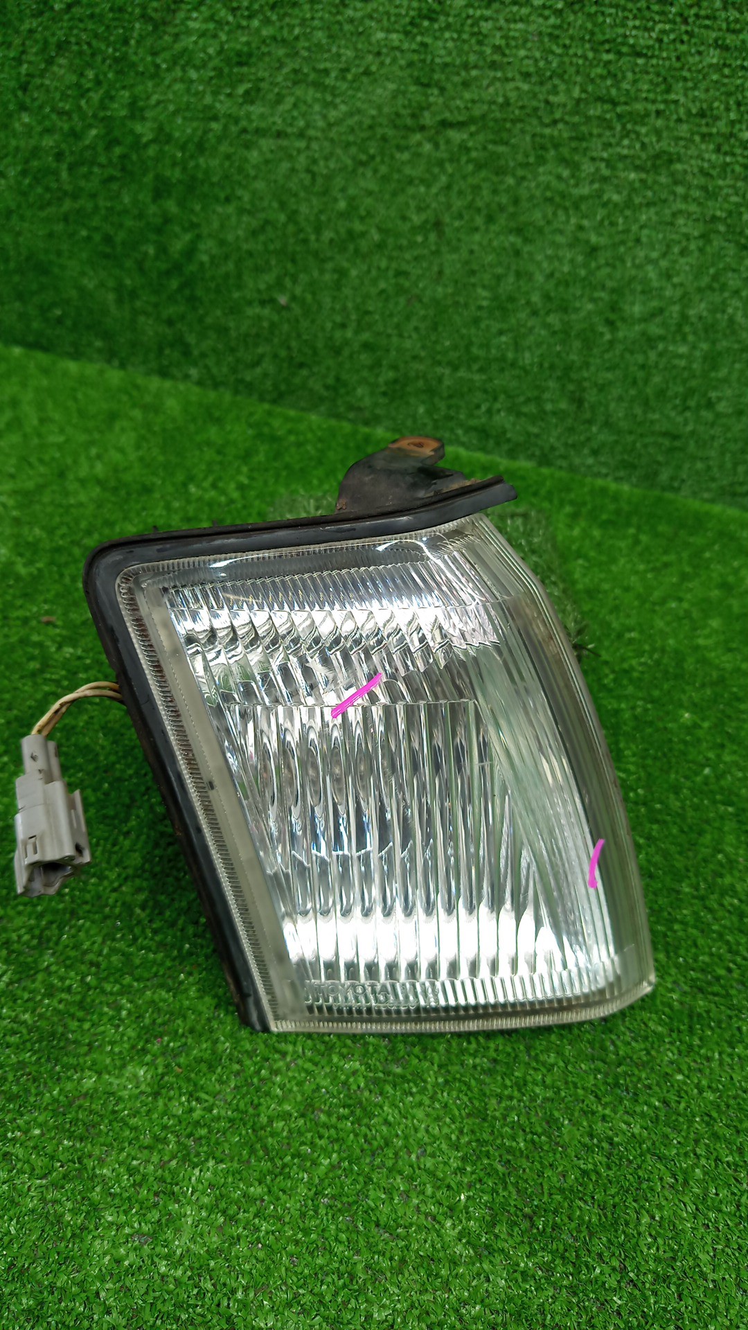 Габарит правый передний TOYOTA CROWN JZS151, JZS155, GS151, LS151, JZS157, JZS153 1 ракурс