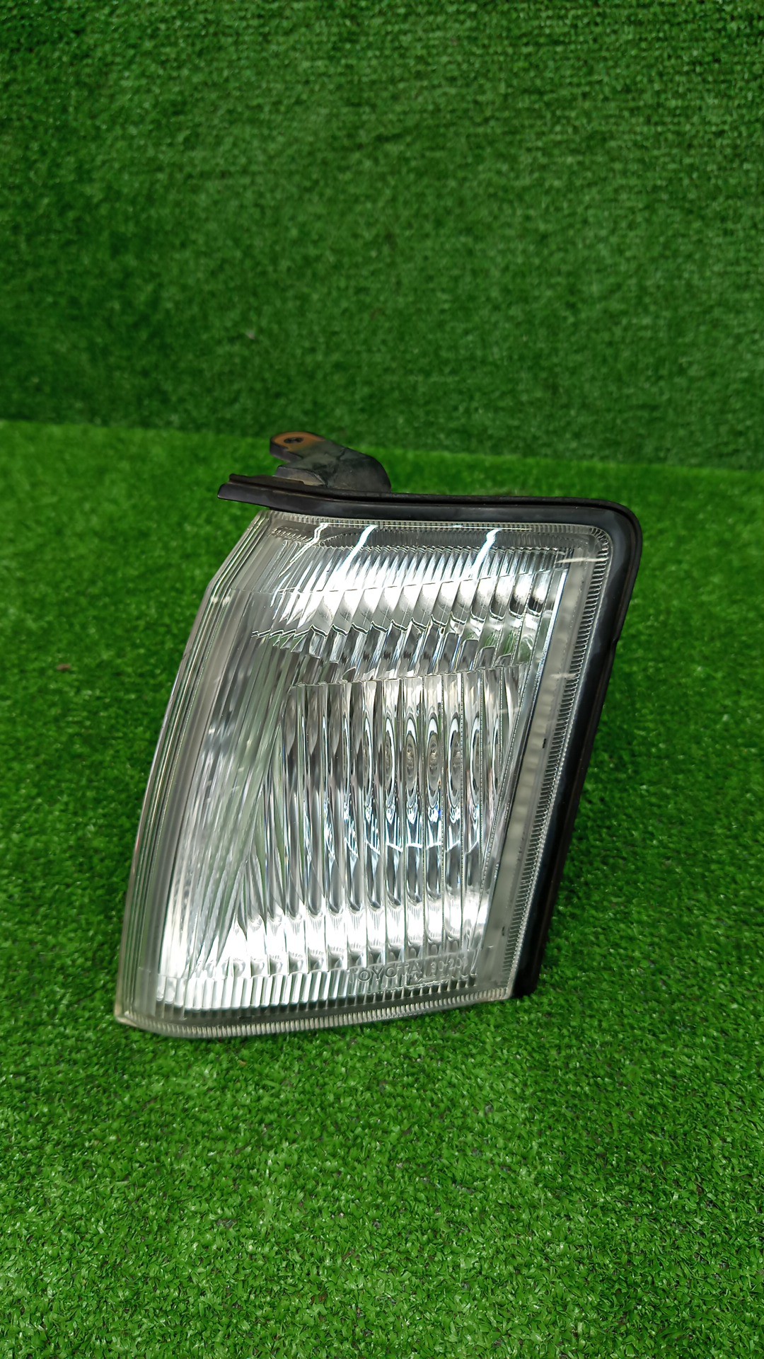 Габарит левый передний TOYOTA CROWN JZS151, JZS155, GS151, LS151, JZS157, JZS153 1 ракурс