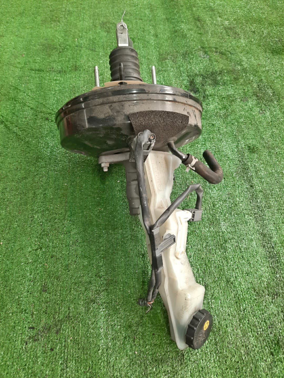 Главный тормозной цилиндр MAZDA CX-8 KG2P SH-VPTS 1692 2 ракурс