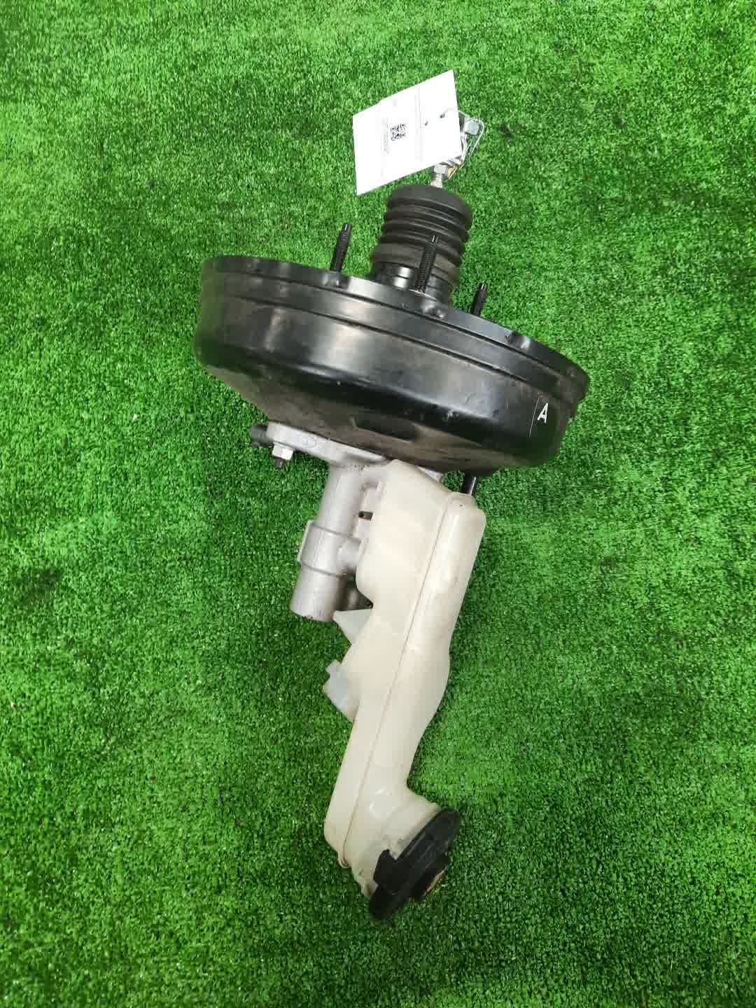 Главный тормозной цилиндр HONDA FIT GR1 L13B 2068 3 ракурс