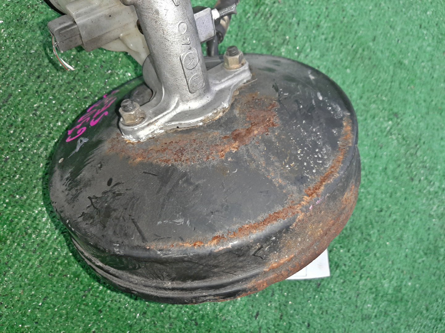 Главный тормозной цилиндр DAIHATSU PYZAR G303G HE-EG 833-08511 3 ракурс