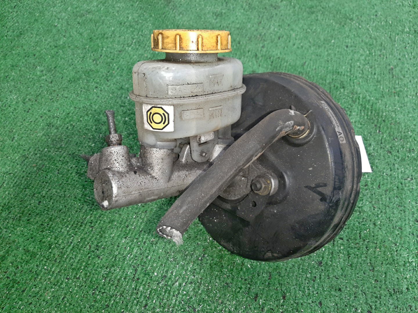 Главный тормозной цилиндр SUBARU PLEO RA1 EN07 872-06002 3 ракурс