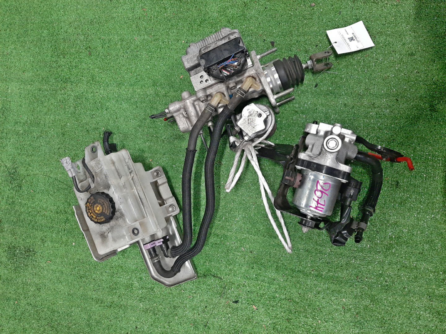 Главный тормозной цилиндр MAZDA AXELA BYEFP PE-VPH B45L439A0 1 ракурс