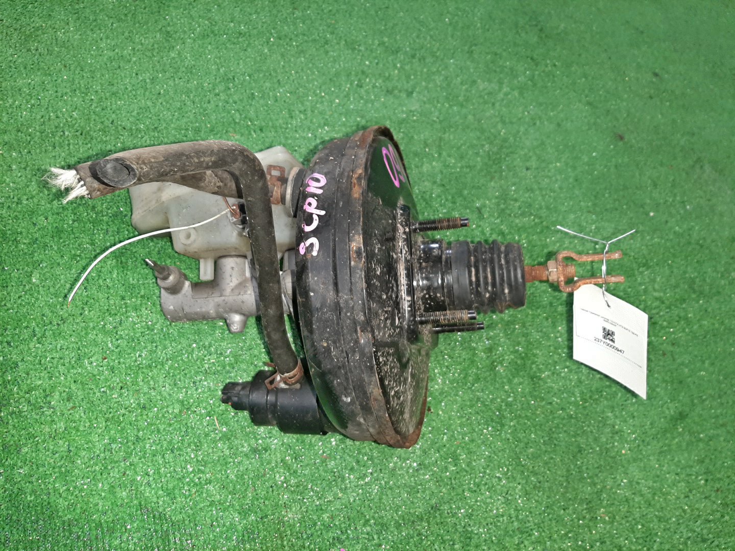 Главный тормозной цилиндр TOYOTA VITZ SCP10 1SZ-FE 0947 3 ракурс