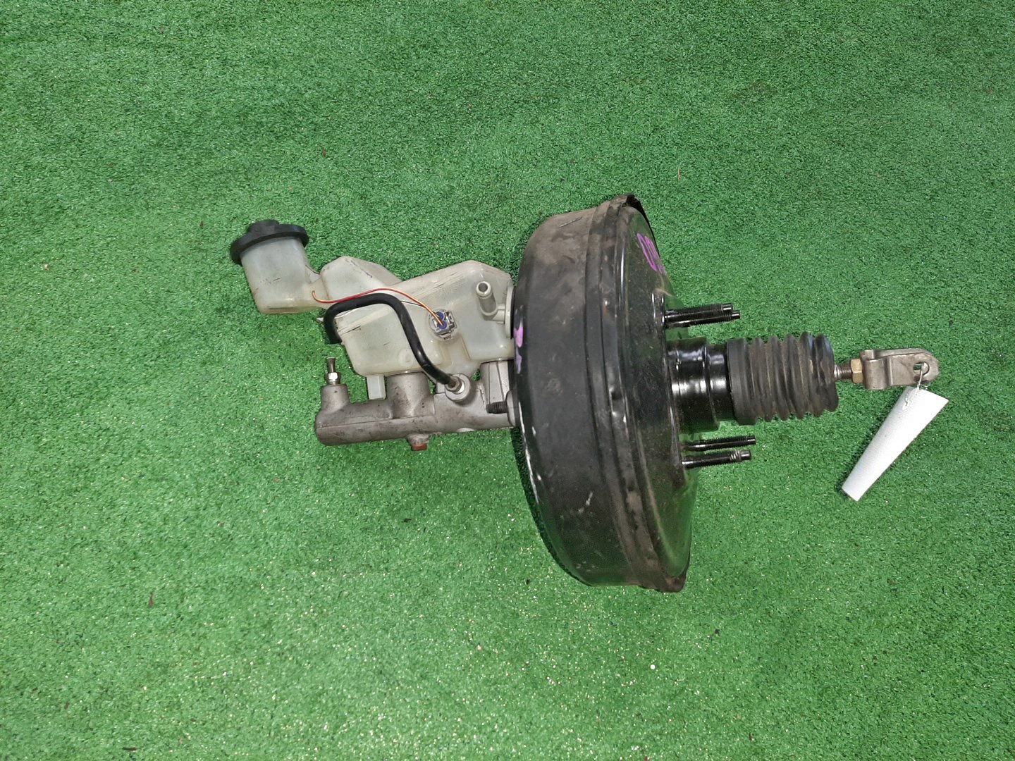 Главный тормозной цилиндр TOYOTA COROLLA ZZE122 1ZZ-FE 0959 3 ракурс