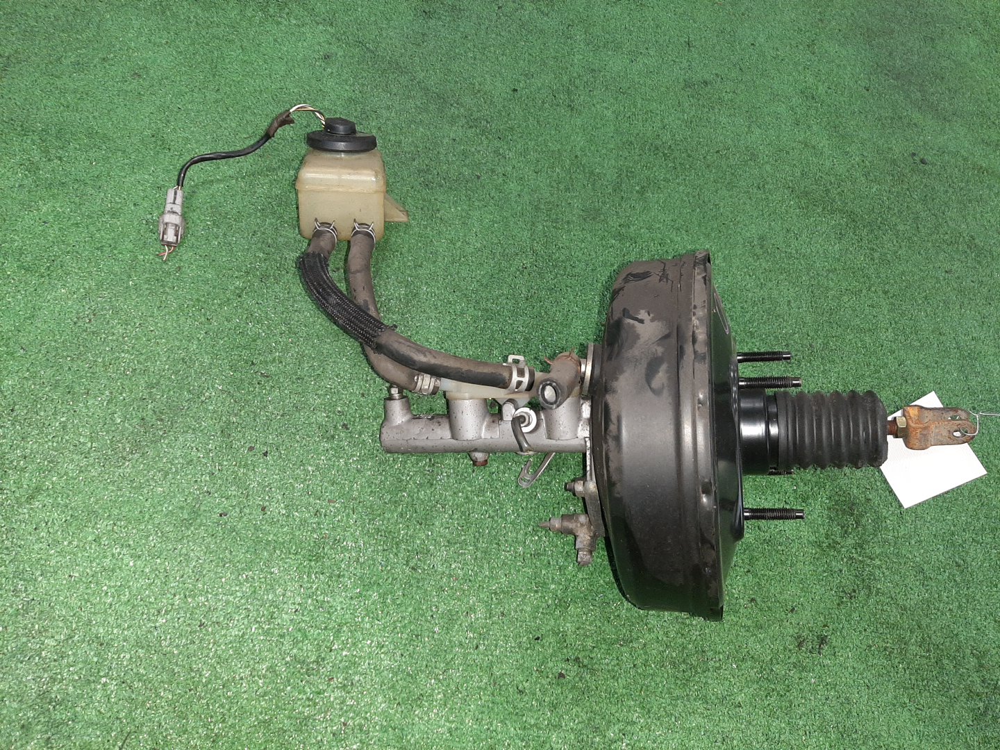 Главный тормозной цилиндр TOYOTA OPA ZCT10 1ZZ-FE 0976 3 ракурс