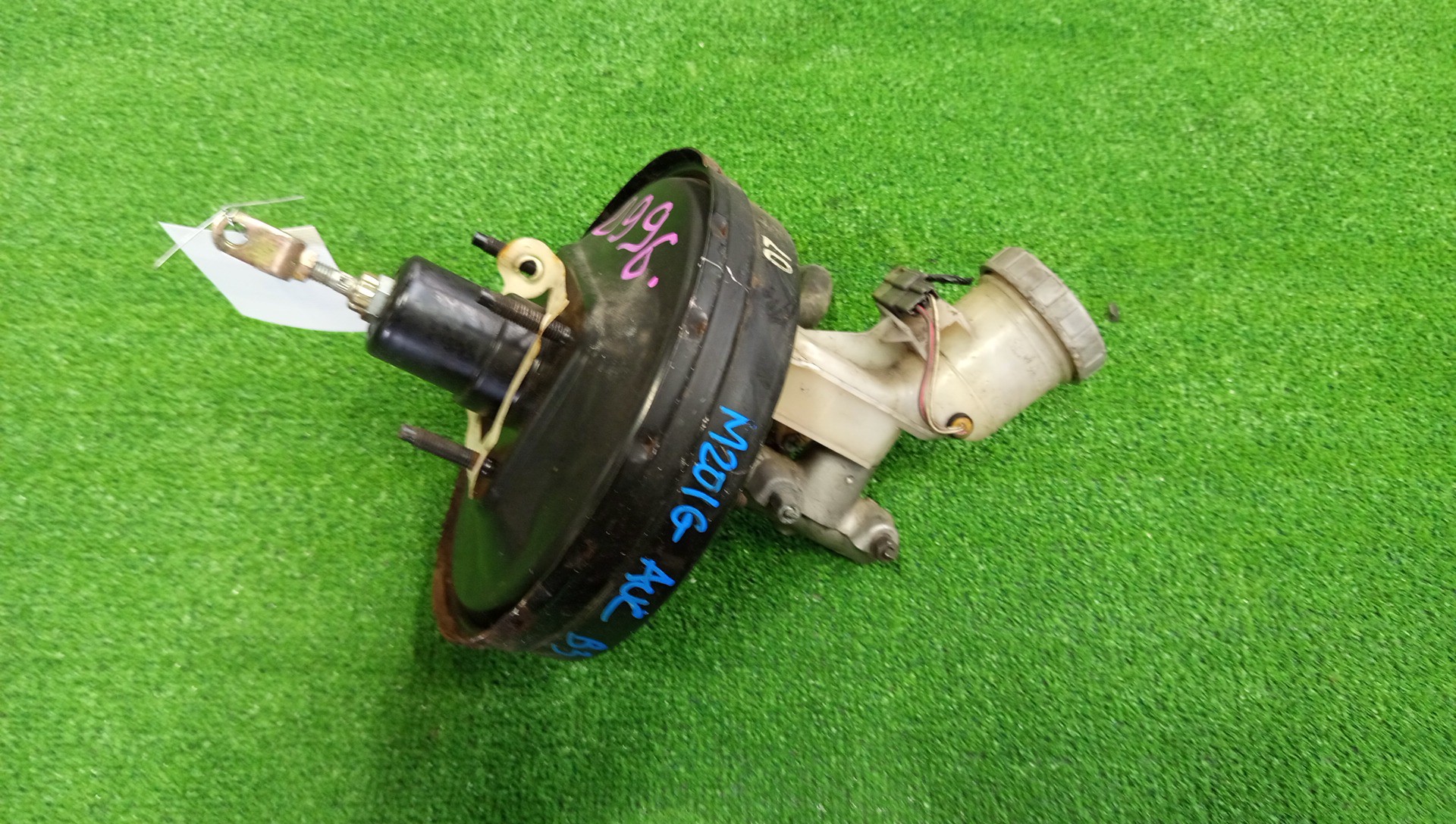 Главный тормозной цилиндр DAIHATSU YRV M201G K3-VE 0996 3 ракурс