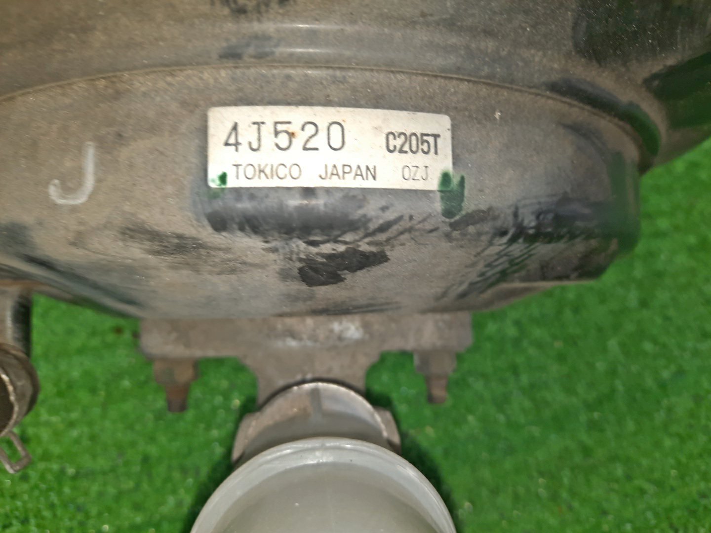 Главный тормозной цилиндр NISSAN BLUEBIRD QU14 QG18DE 1131 4 ракурс