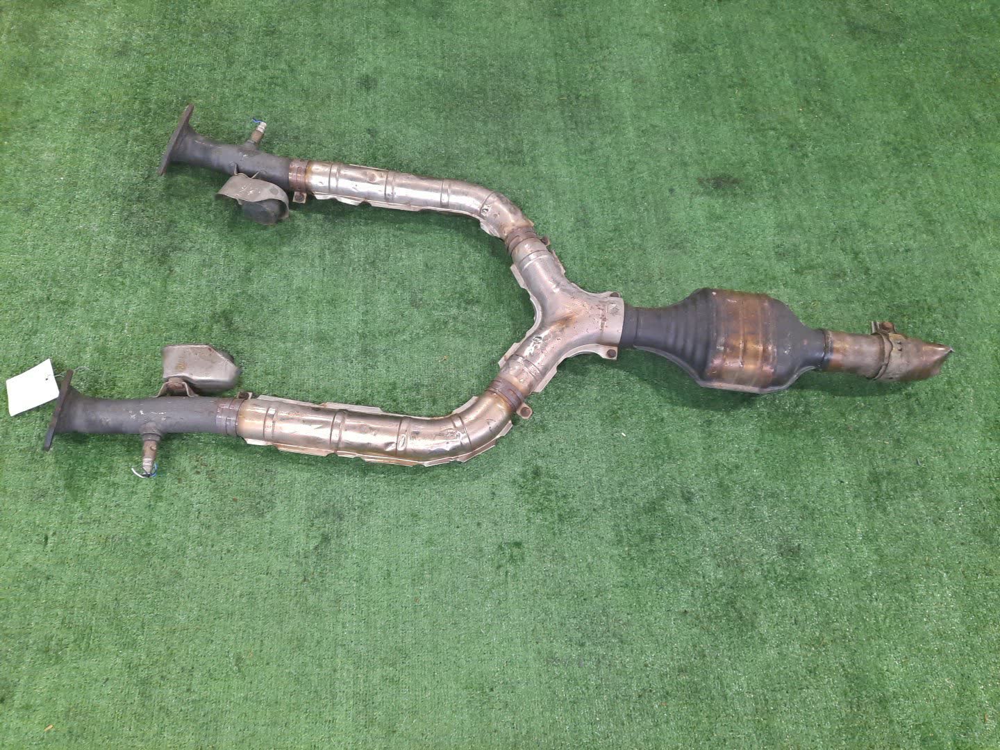 Глушитель TOYOTA CELSIOR UCF31 3UZ-FE 2662 2 ракурс