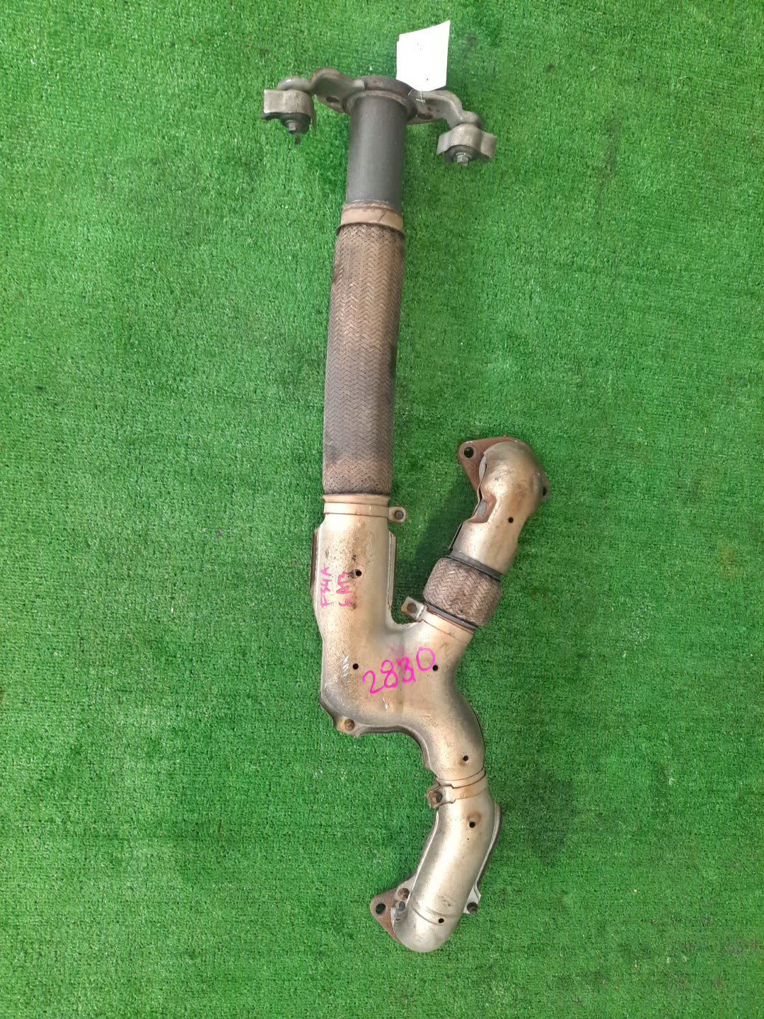 Глушитель MITSUBISHI DIAMANTE F34A 6A13 MR993589 1 ракурс