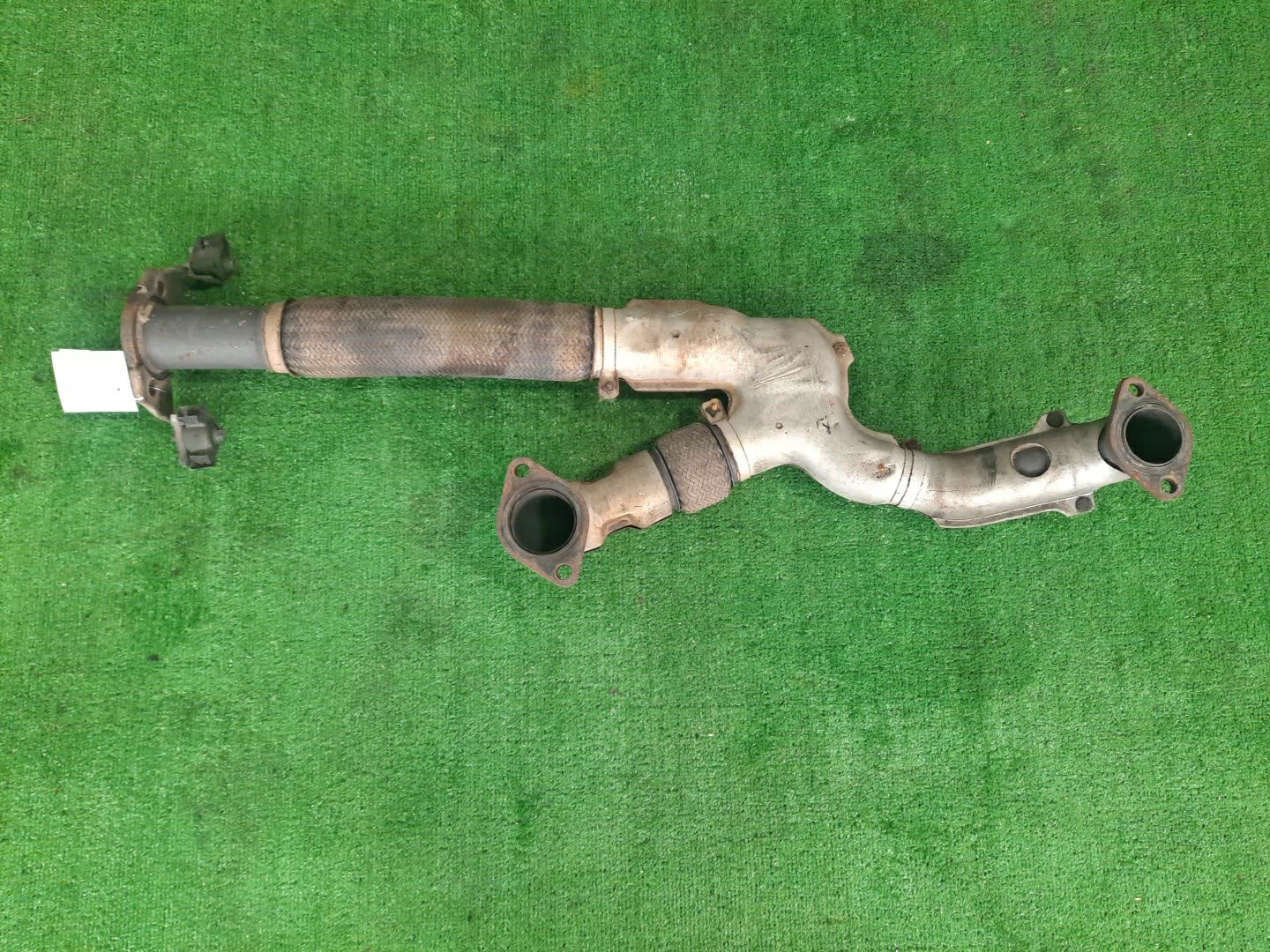 Глушитель MITSUBISHI DIAMANTE F34A 6A13 MR993589 2 ракурс